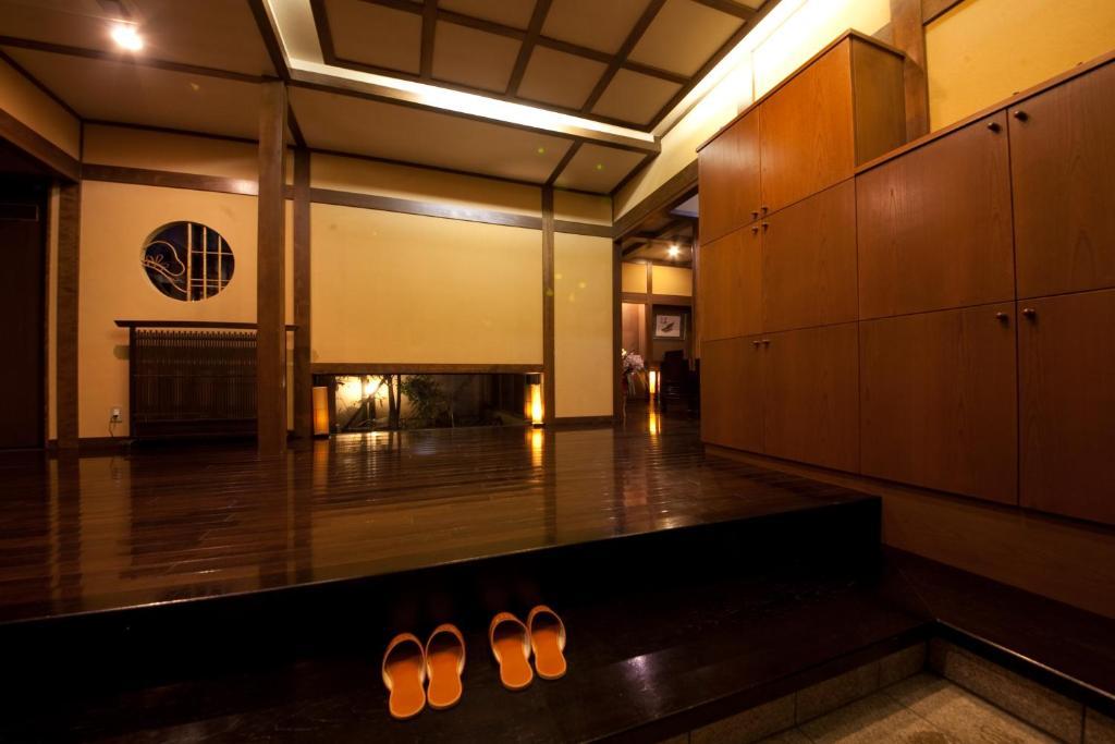 Ryokan Sennari (Adults Only) Beppu Bagian luar foto