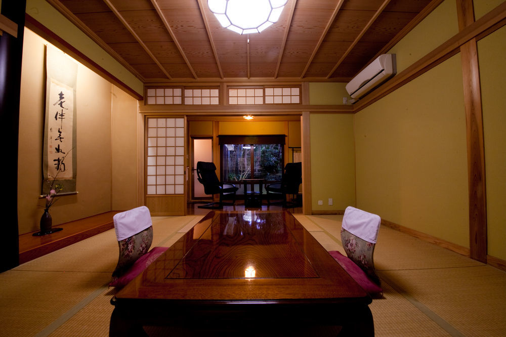 Ryokan Sennari (Adults Only) Beppu Bagian luar foto